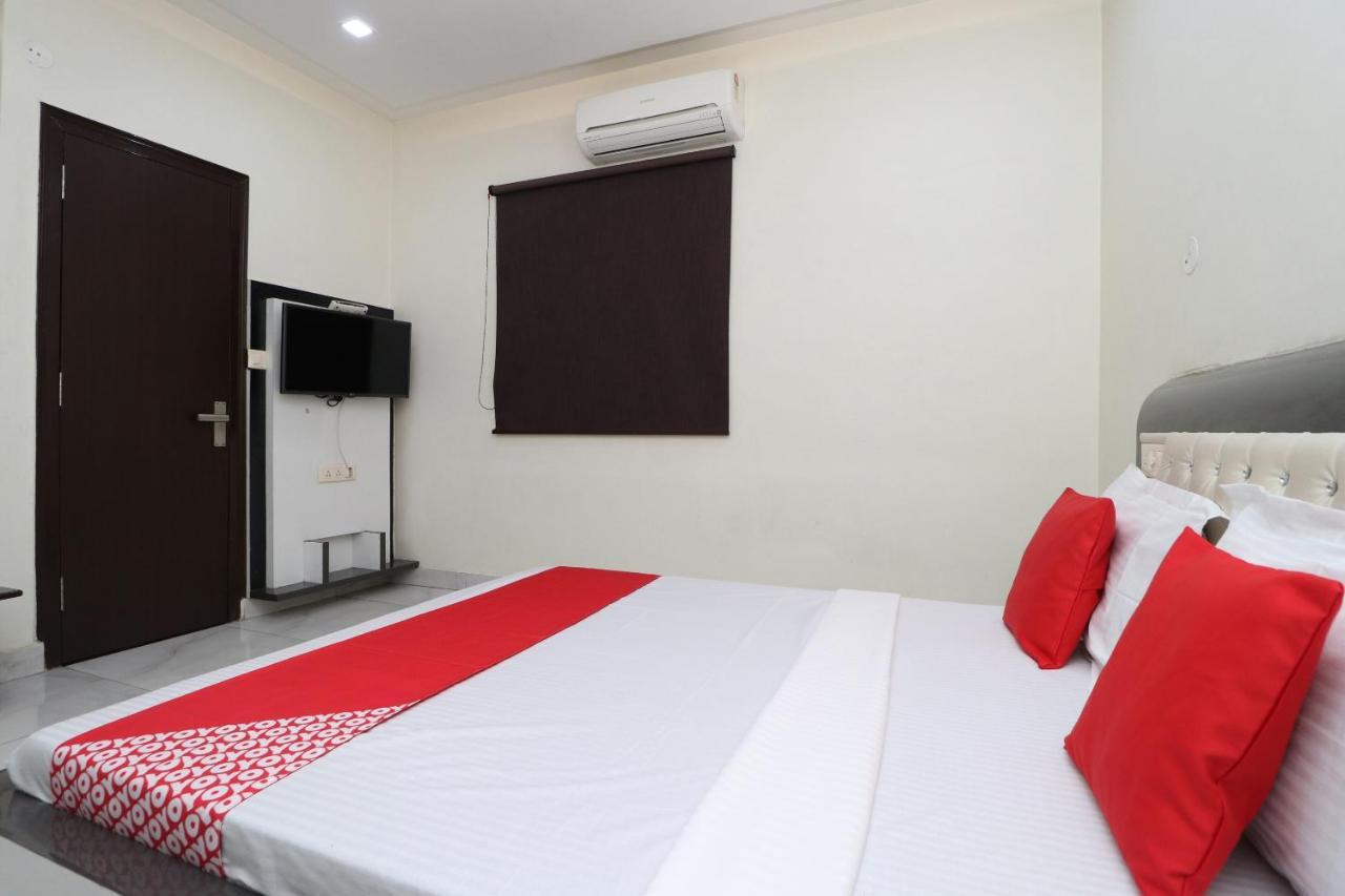 Oyo 29637 Hotel Kakkar ลูดิฮานา ภายนอก รูปภาพ