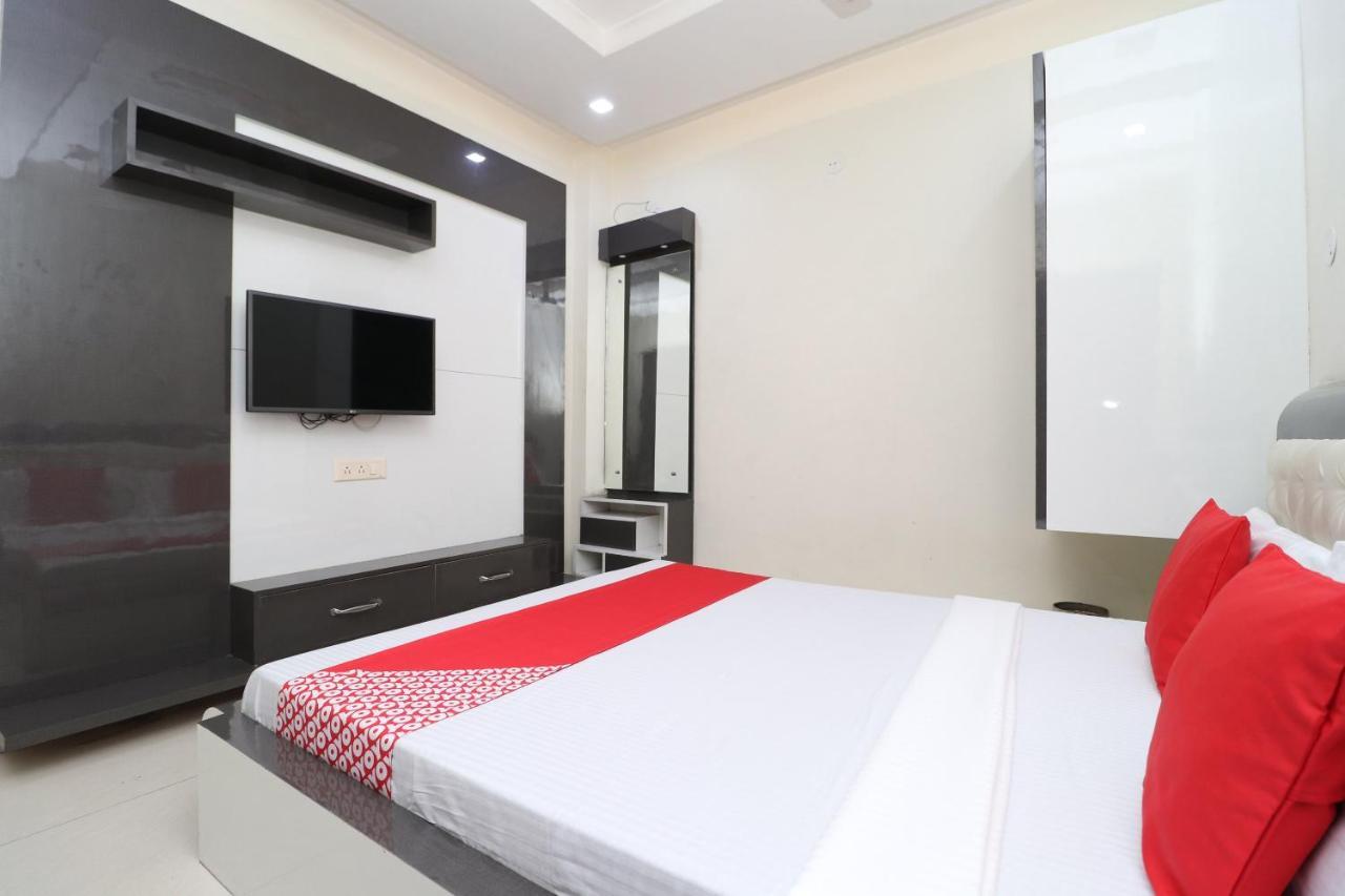 Oyo 29637 Hotel Kakkar ลูดิฮานา ภายนอก รูปภาพ